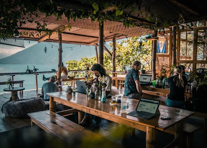 Eagle\'S Nest Atitlan